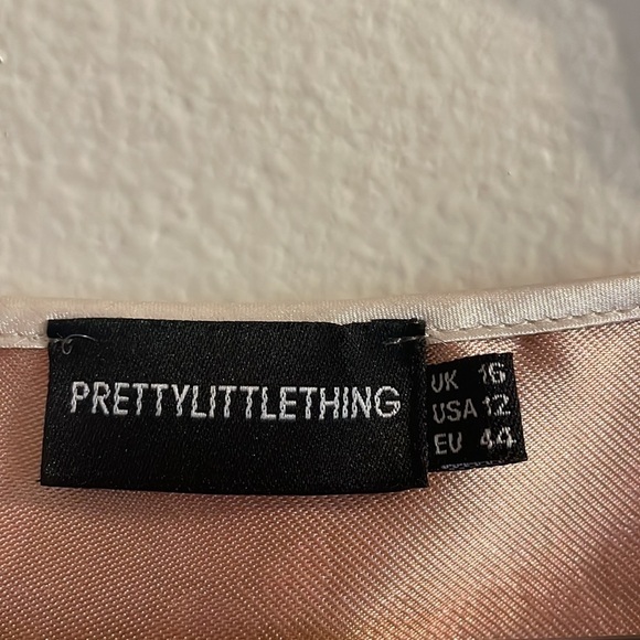 Pretty Little Thing Top - Picture 4 of 4